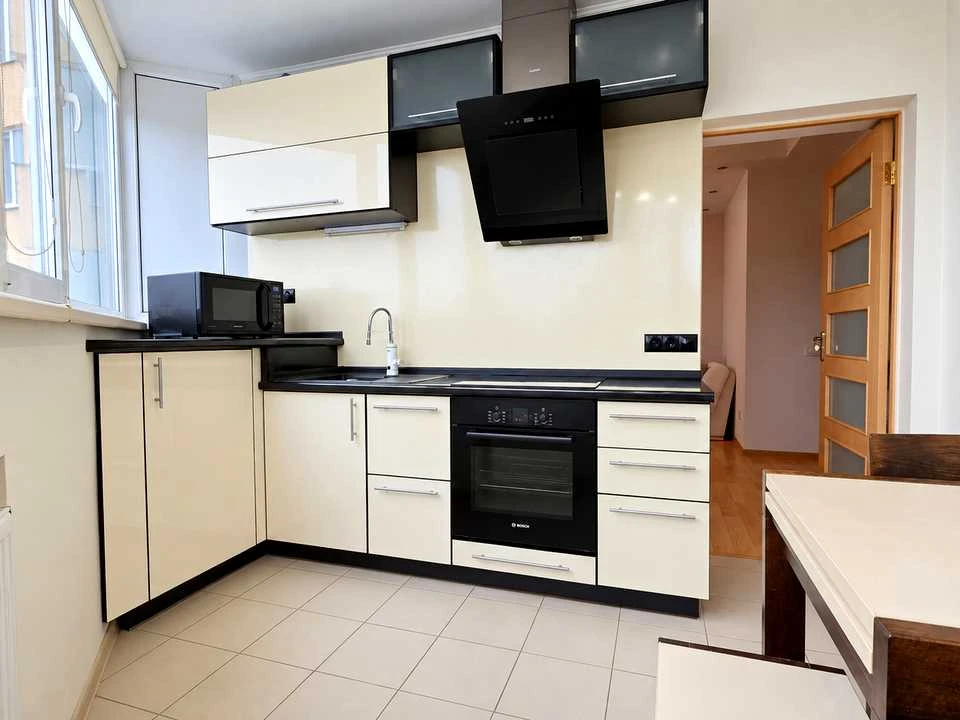Apartment. Saperno-Slobidska Street, Kyiv