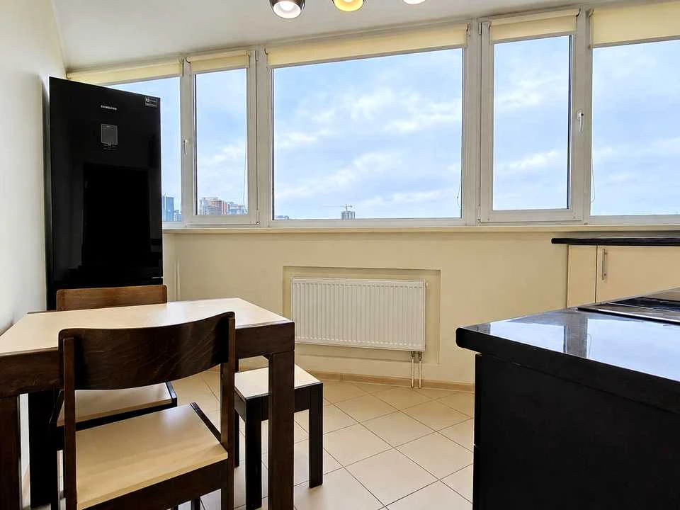 Apartment. Saperno-Slobidska Street, Kyiv
