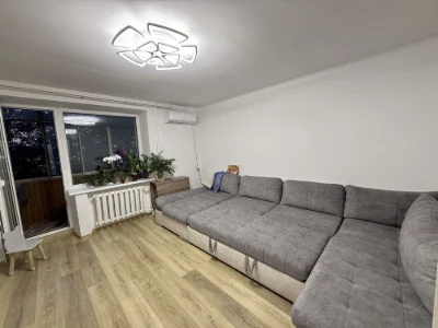 Продажа 3-комнатной квартиры, 68 м2, улица Стрийская