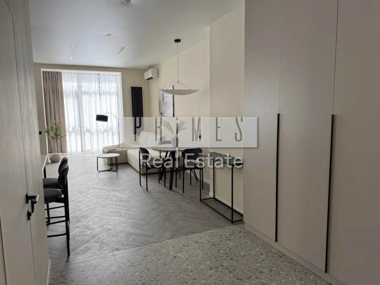 Продажа 2-комнатной квартиры, ЖК "Новопечерские Липки", ул. Верхогляд