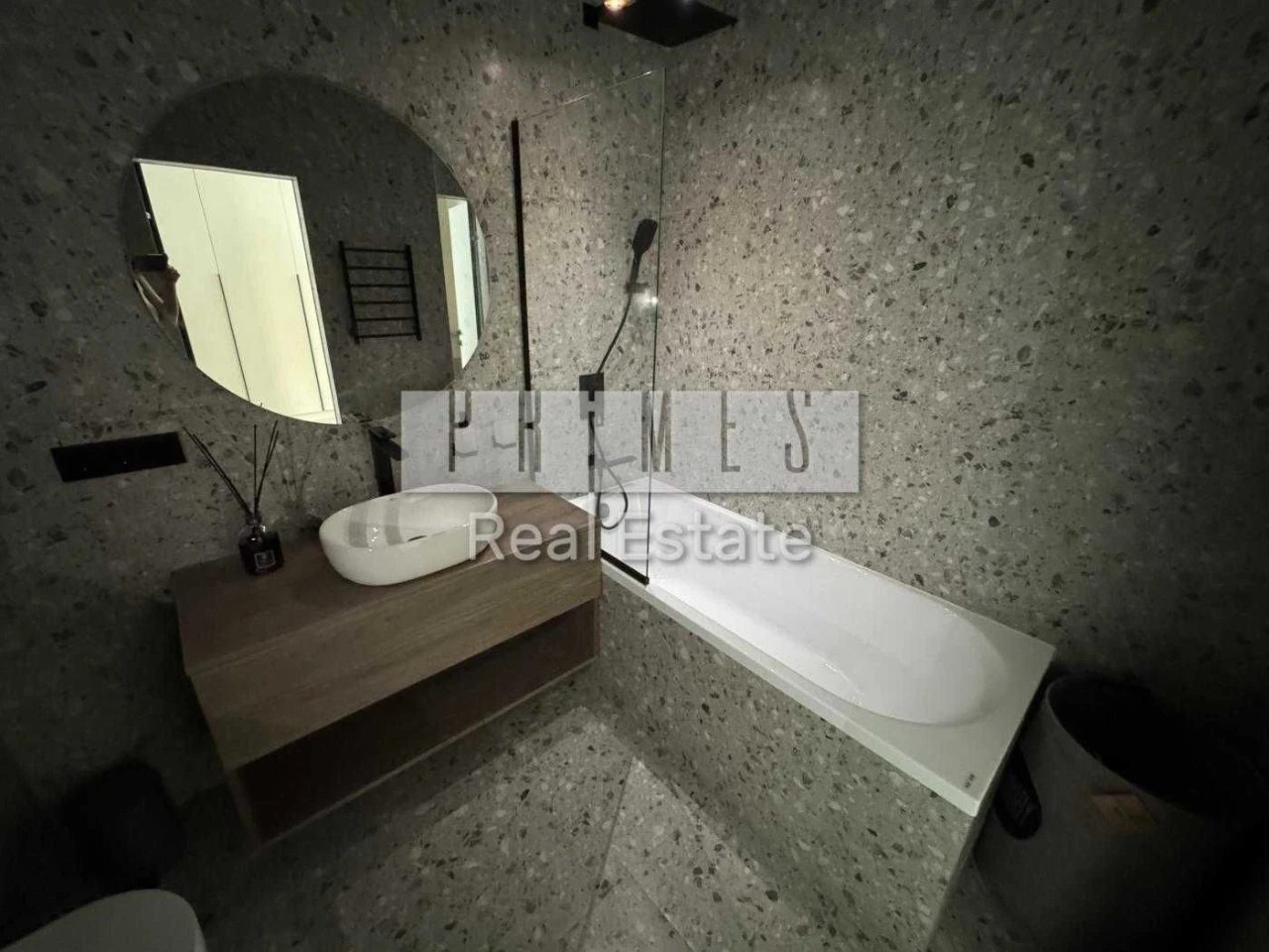Продажа 2-комнатной квартиры, ЖК "Новопечерские Липки", ул. Верхогляд