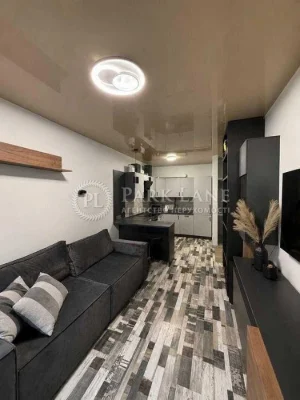 Sale of a 1-room apartment with renovation in the Respublika residential complex