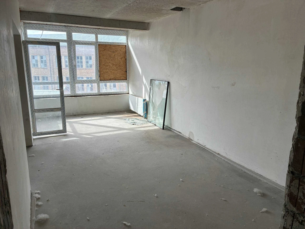 2-Level Apartment, Glibochyska 13