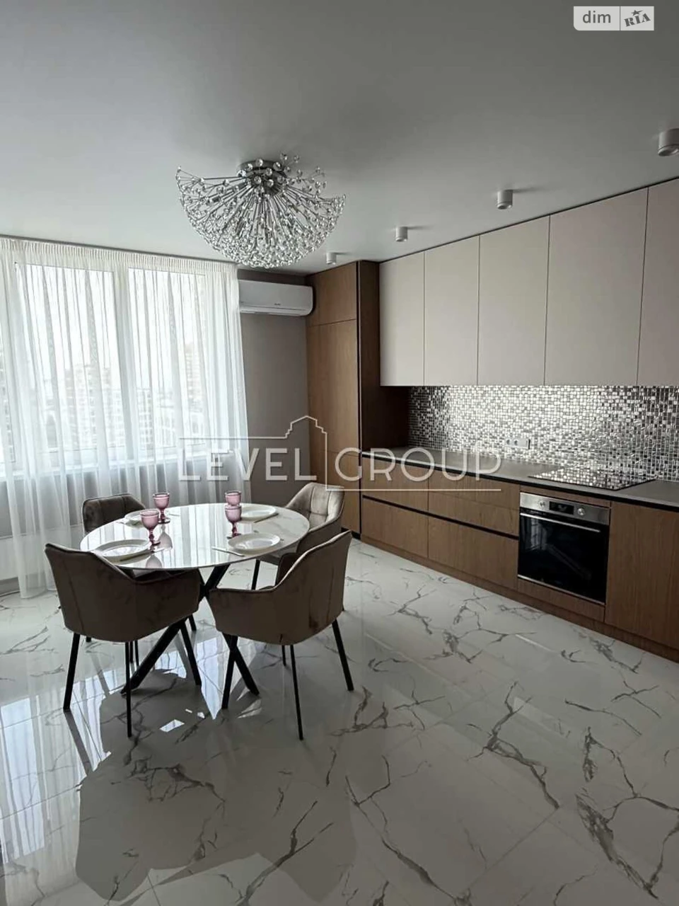 Apartment for Sale: Podilskiy