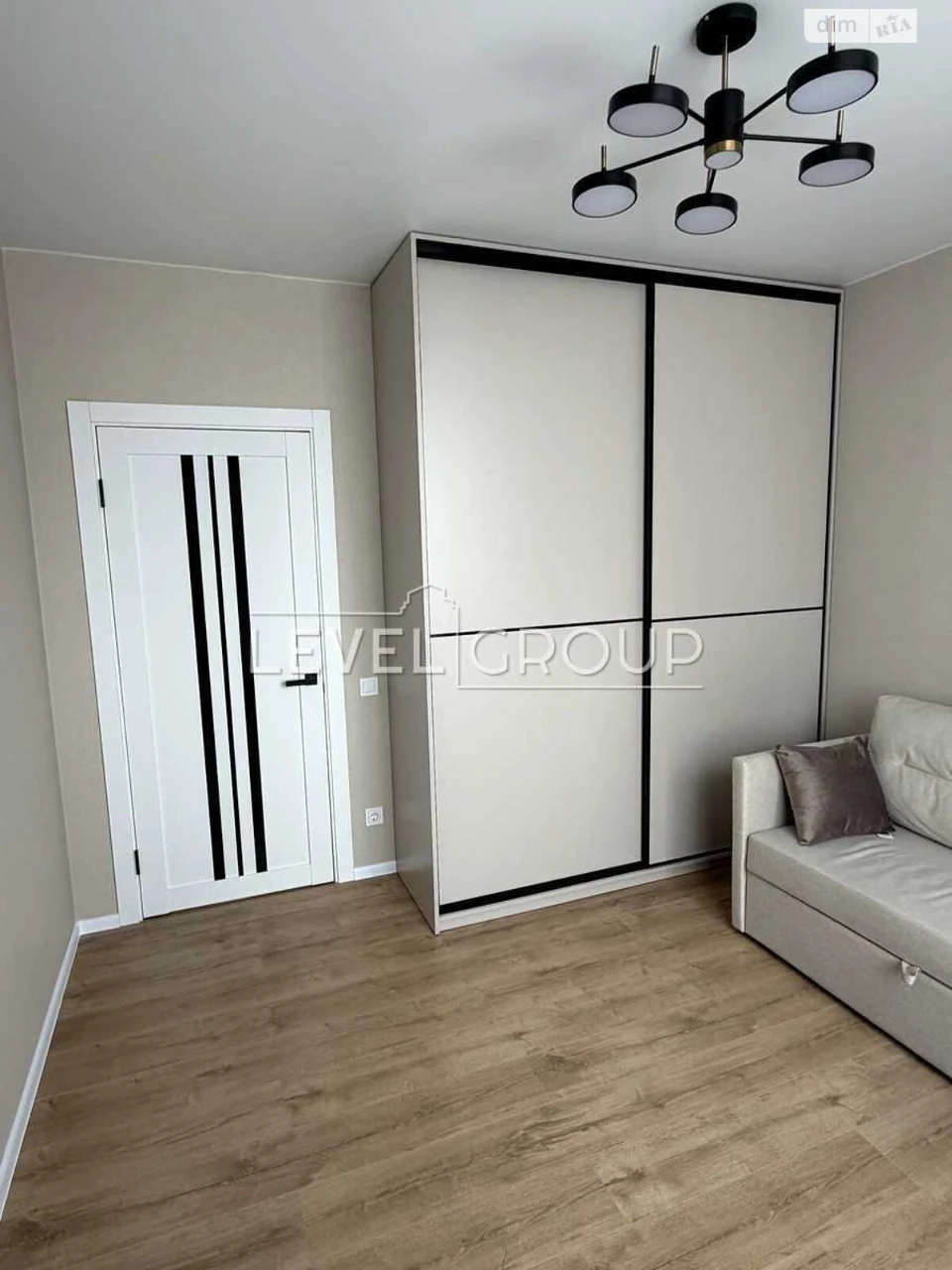 Apartment for Sale: Podilskiy