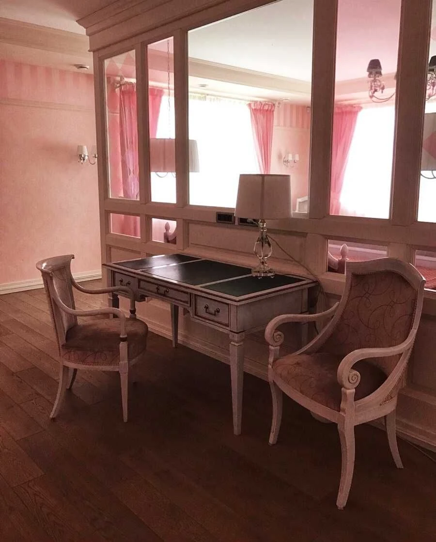 Прекрасная квартира в Одессе с великолепным видом на море.