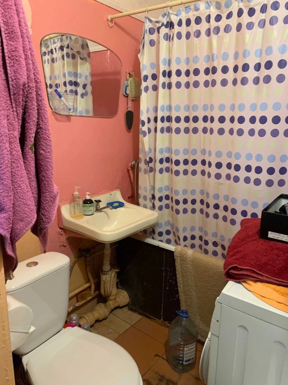 Продам 1 квартиру , б-р Жасминовый