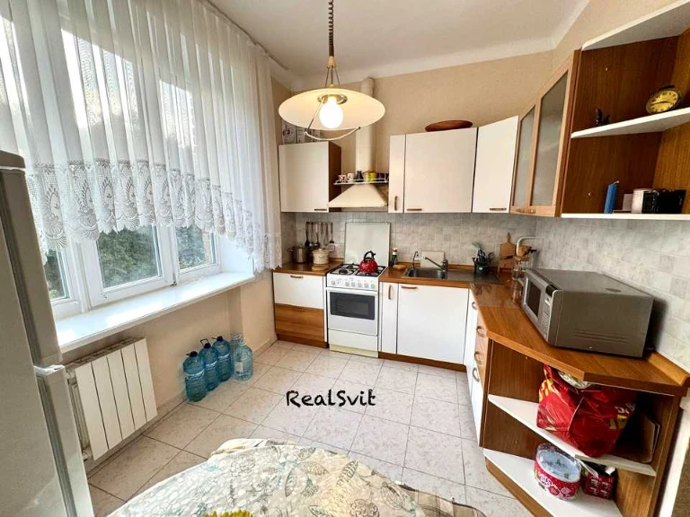 Apartment. Gareta Johns, 6a