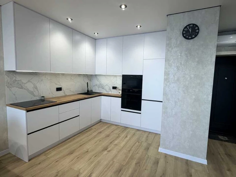Apartment. Kyiv, Rodyny Krystieriv Street