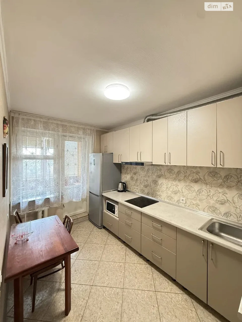 Long-Term Rental Apartment, Holosiiv