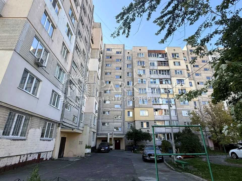 Квартира. Київ, вулиця Прирічна