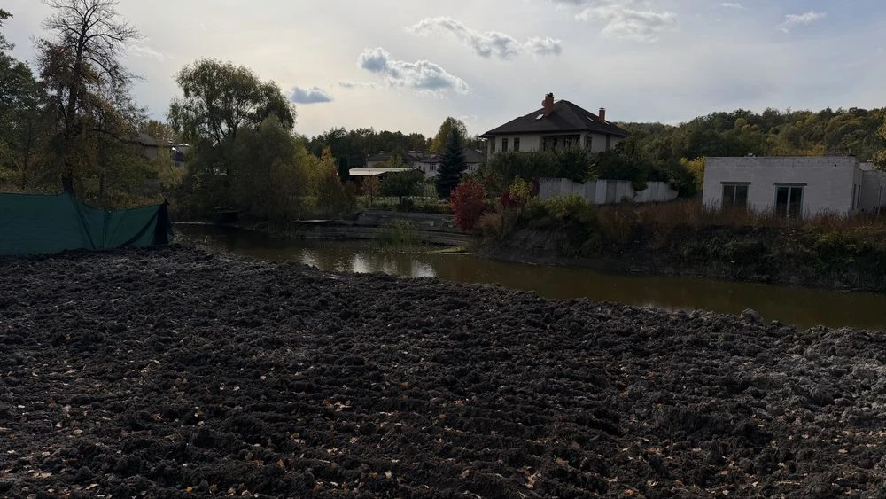 Земельна ділянка 10 соток під забудову
