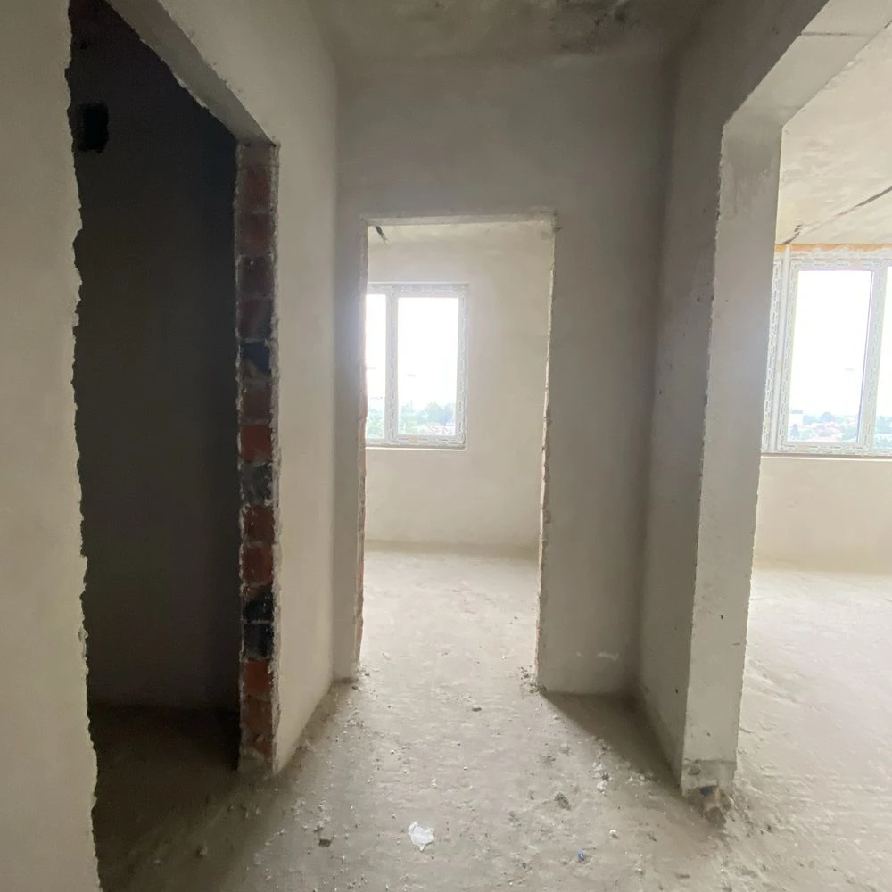 For Sale: Ready-to-use one-bedroom apartment!