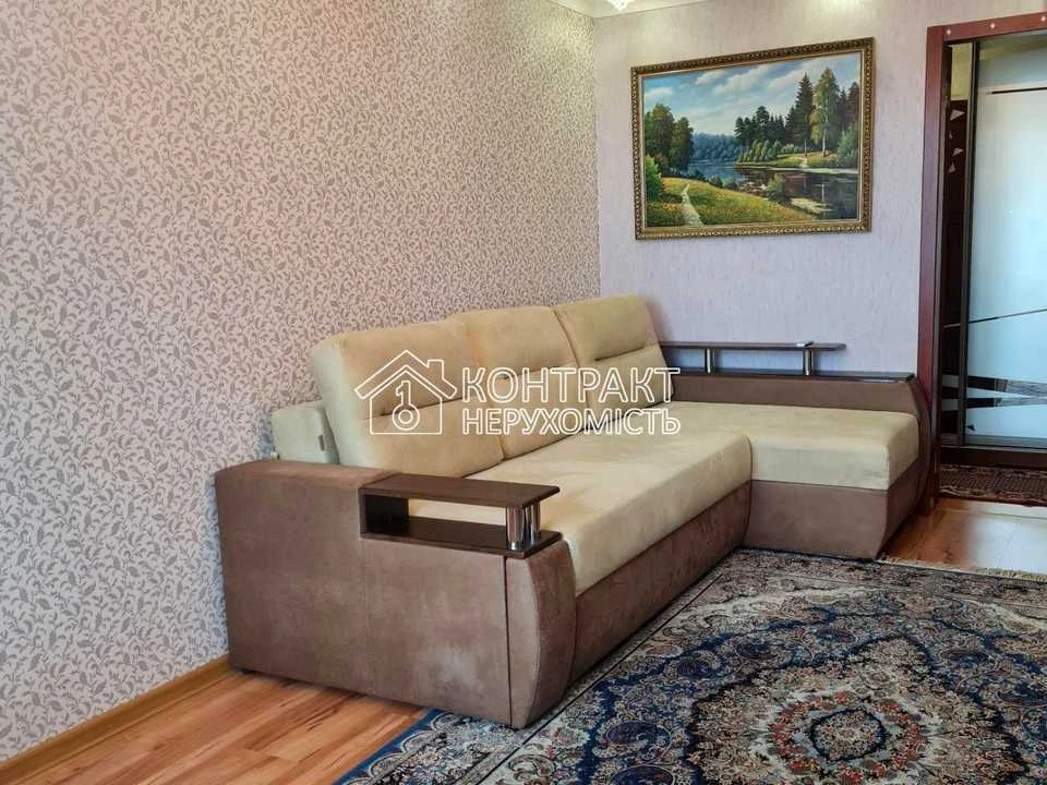 Apartment. Kharkiv, Poltava Highway, Street