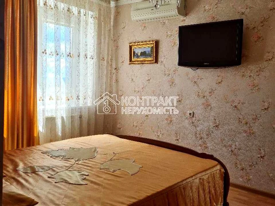 Apartment. Kharkiv, Poltava Highway, Street