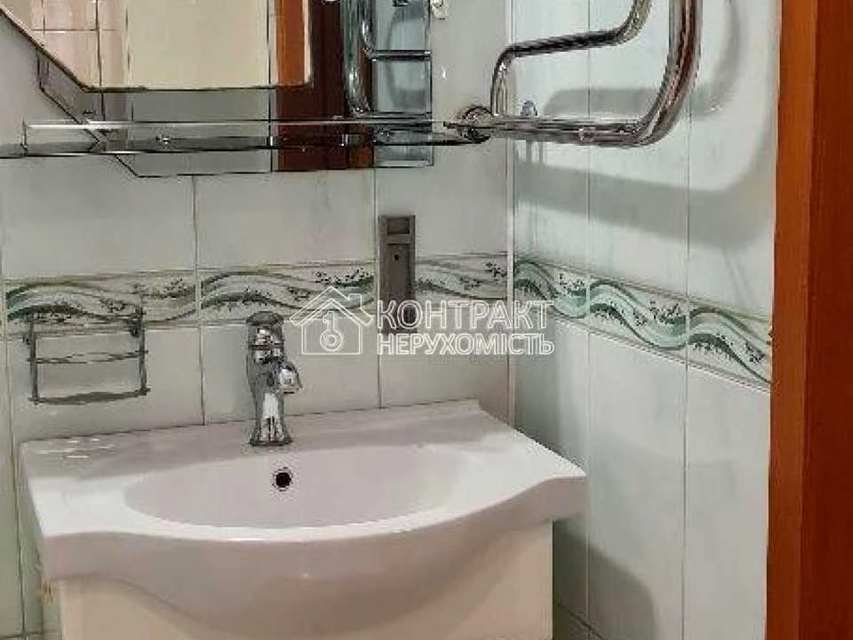Apartment. Kharkiv, Poltava Highway, Street