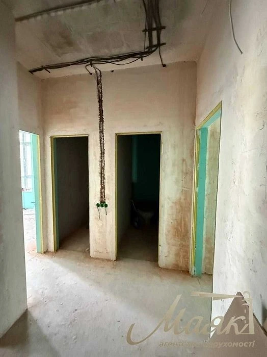 Sale of a 2-room apartment with partial renovation 68 m² in the residential complex It