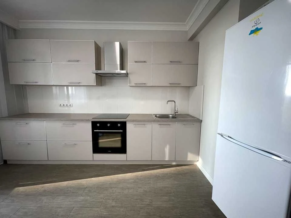 Apartment. Kyiv, Beryeste district.