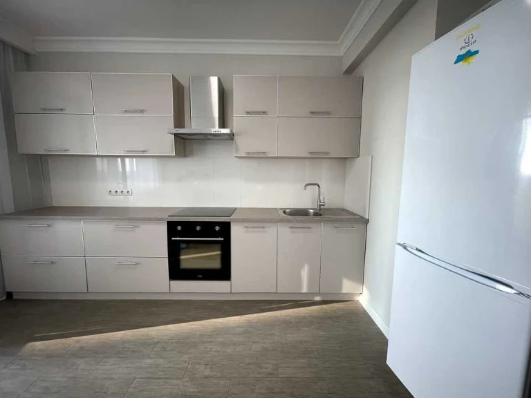 Apartment. Kyiv, Beryeste district.