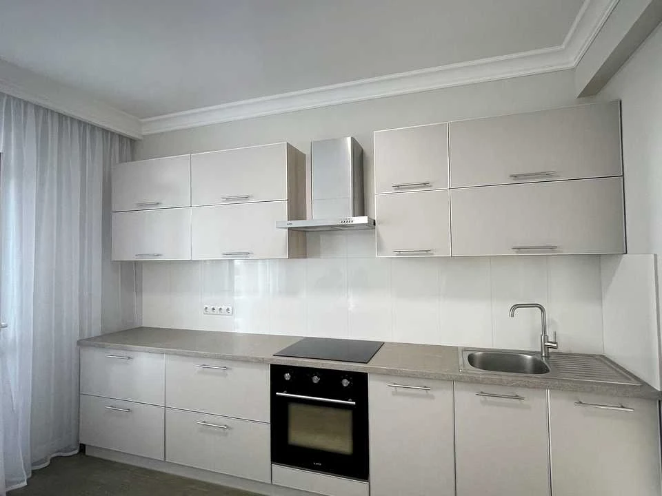 Apartment. Kyiv, Beryeste district.