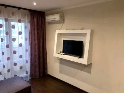 Apartment. Mykhola Bazhana Prospect