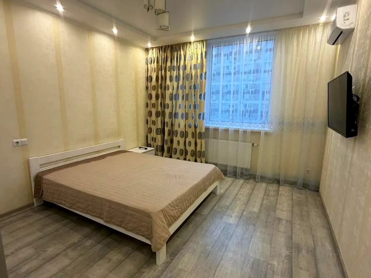 Rent 1-bedroom apartment 45 sq m, 11/13 floor