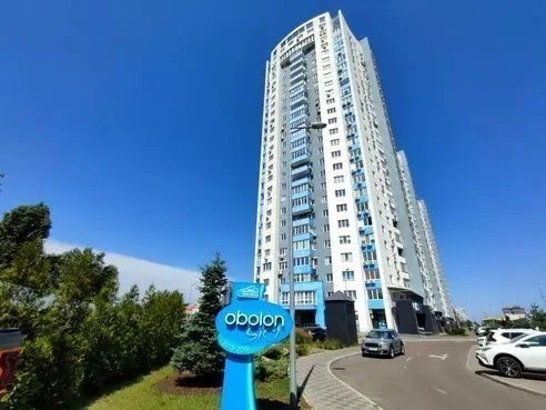 Selling a stylish 3-room apartment with renovation in the Obolon Ska residential complex
