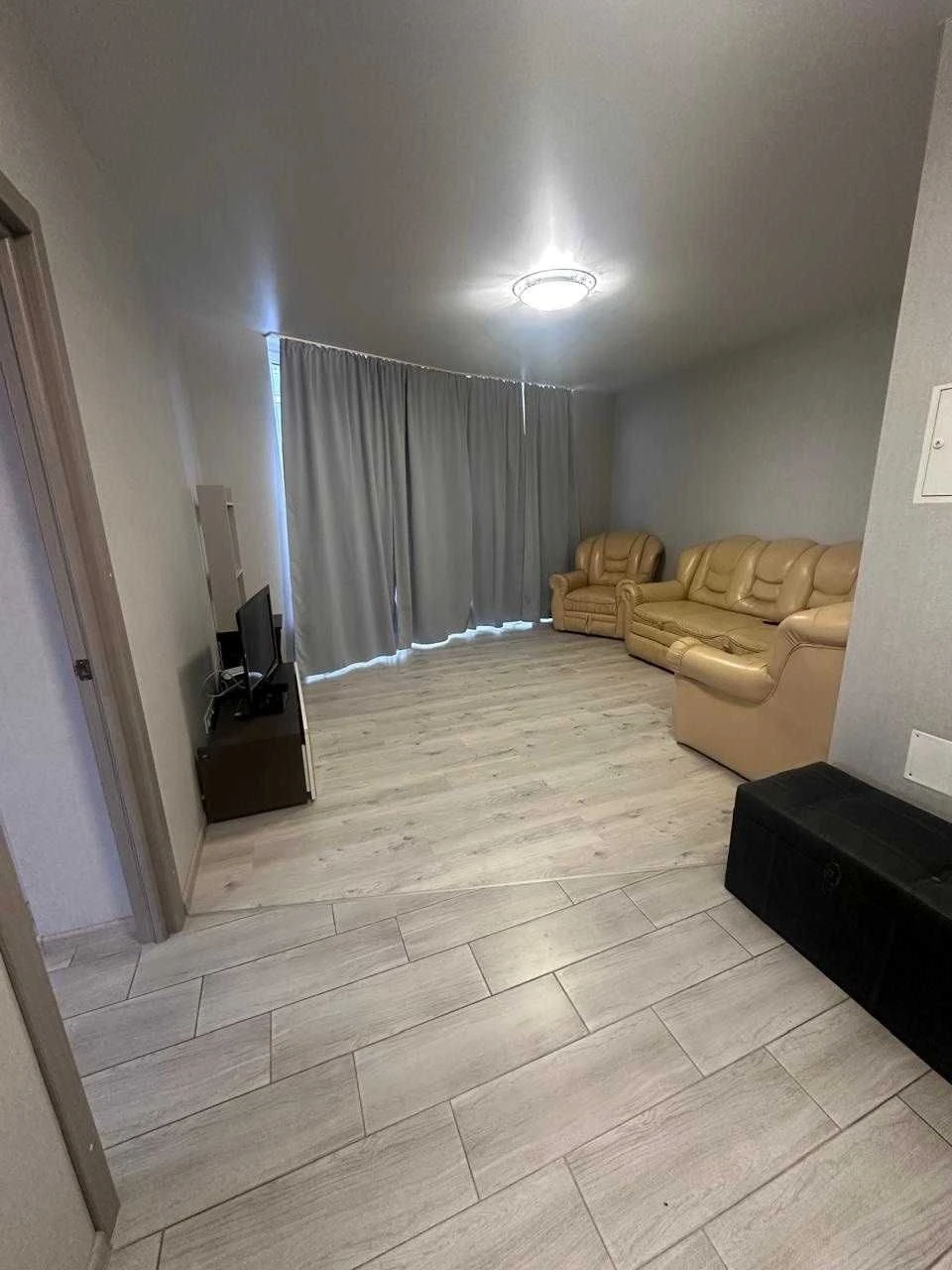 Rent a beautiful apartment on Prospect of Sobornosti 30, Kyiv