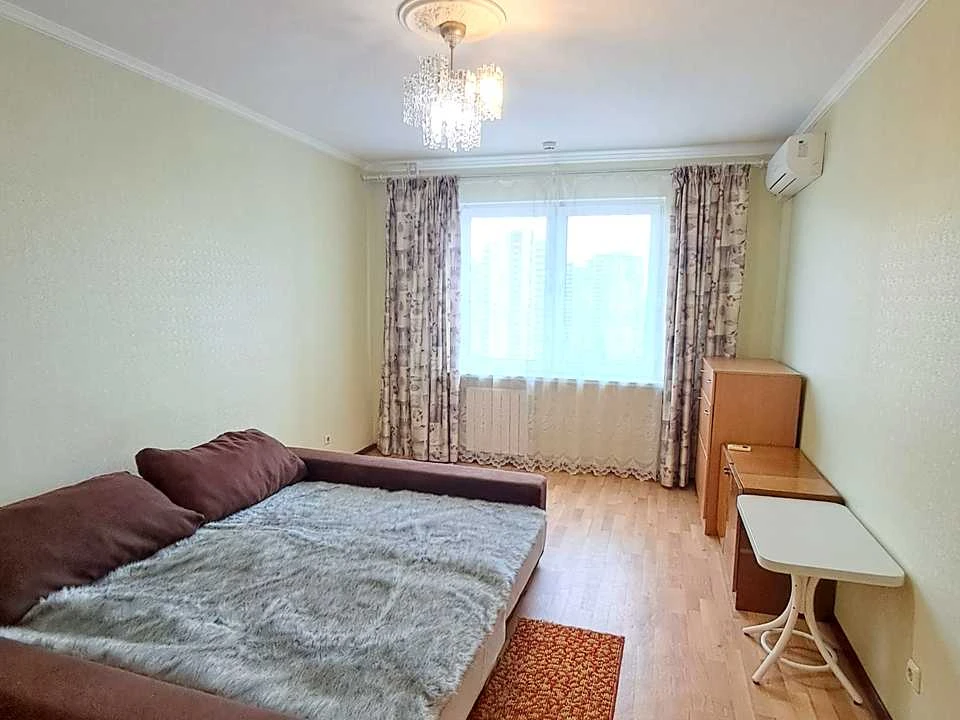 Apartment. Urlivska Street, Kyiv