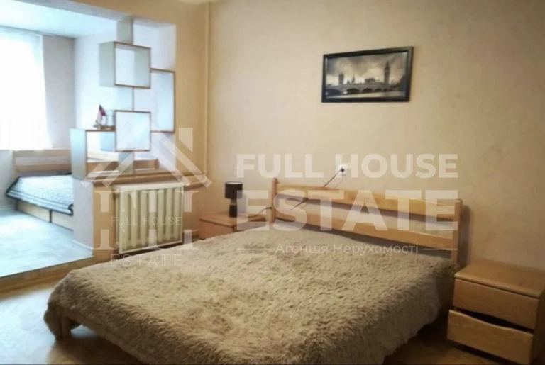 Sale of a spacious 1-bedroom apartment near Stryis Park