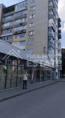 Sale of a spacious 1-bedroom apartment near Stryis Park