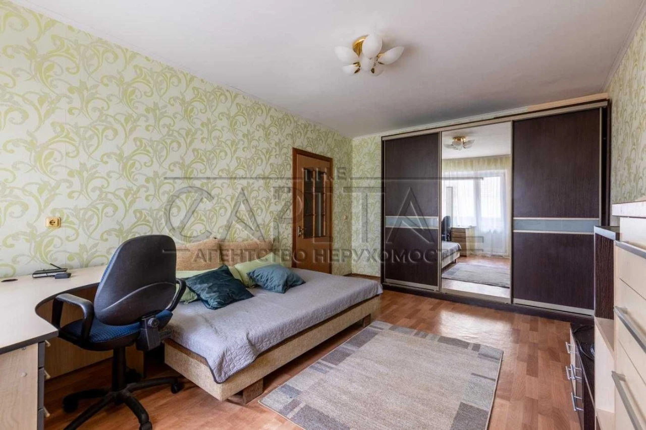 Sale / Apartment / Julia Zdanowska Street, Kyiv
