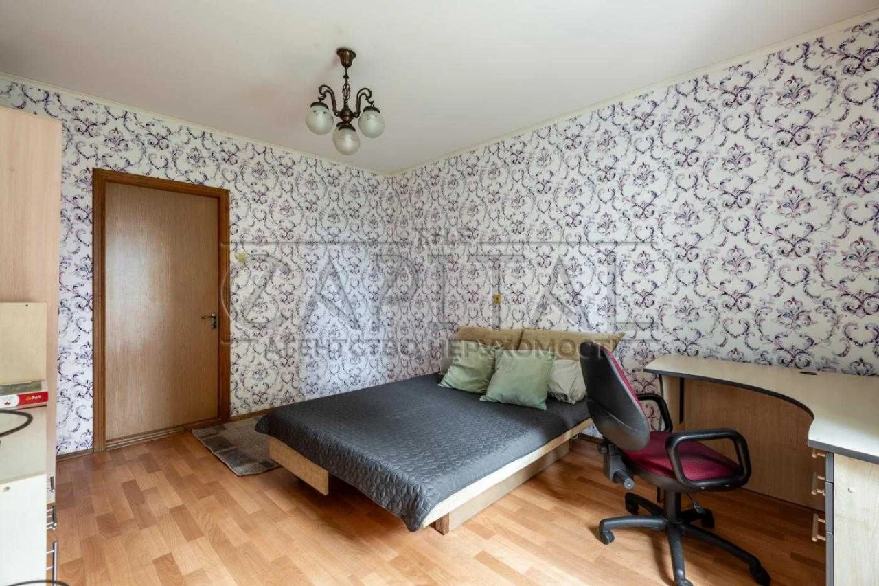 Sale / Apartment / Julia Zdanowska Street, Kyiv