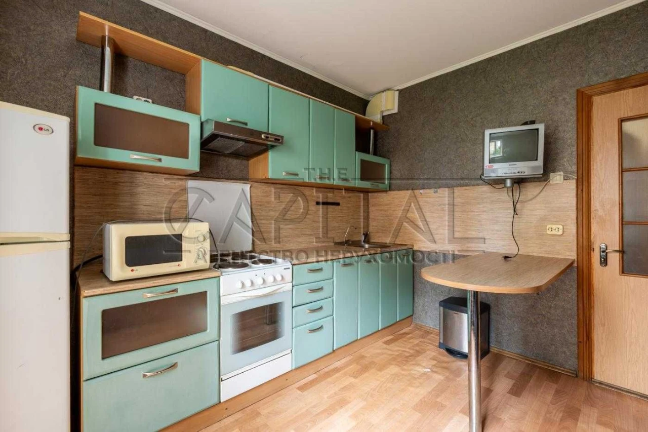 Sale / Apartment / Julia Zdanowska Street, Kyiv