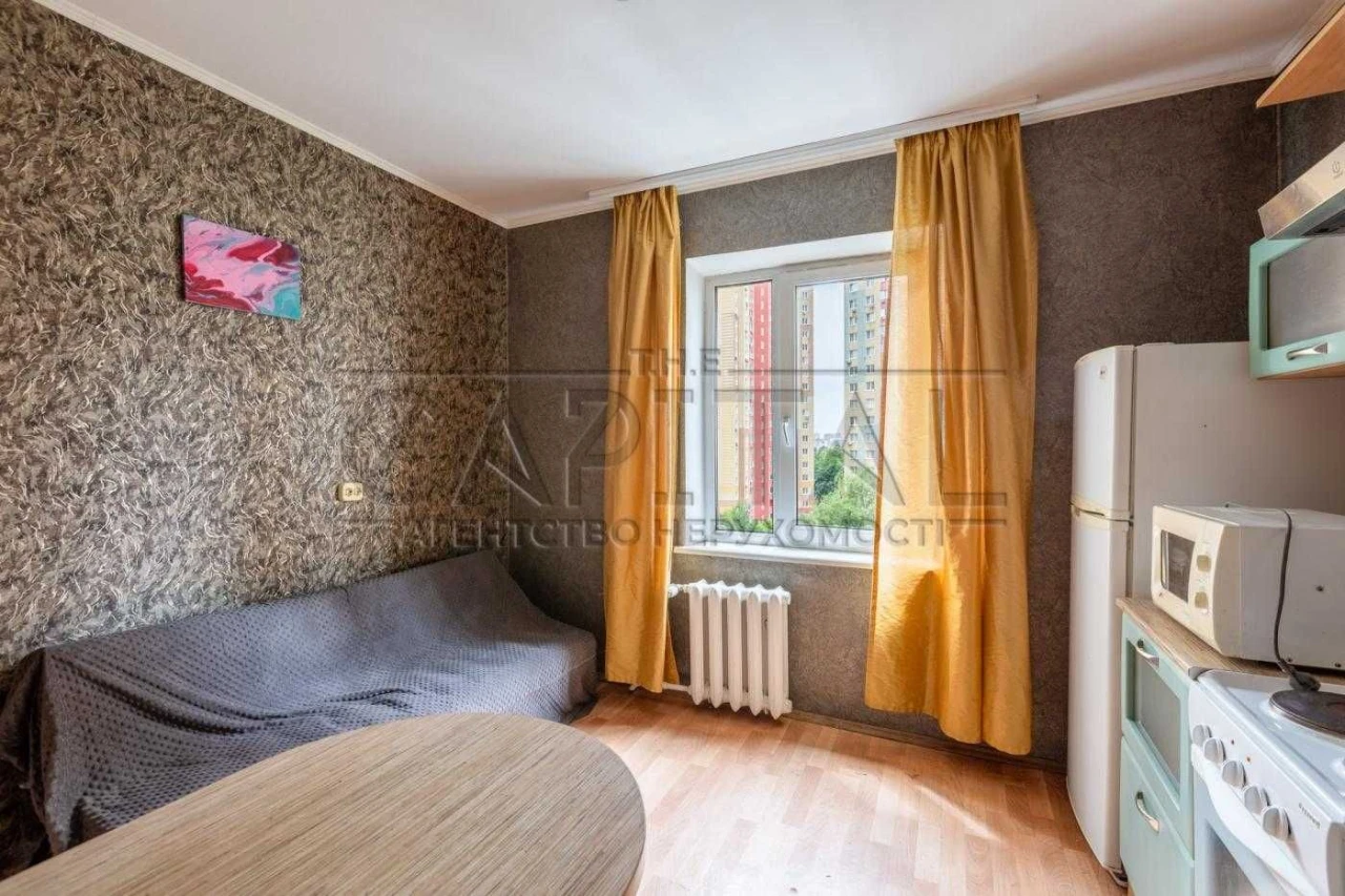 Sale / Apartment / Julia Zdanowska Street, Kyiv