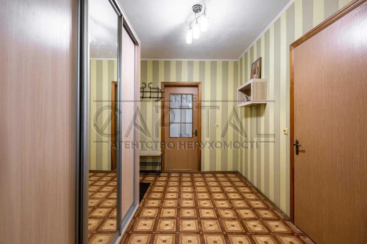 Sale / Apartment / Julia Zdanowska Street, Kyiv
