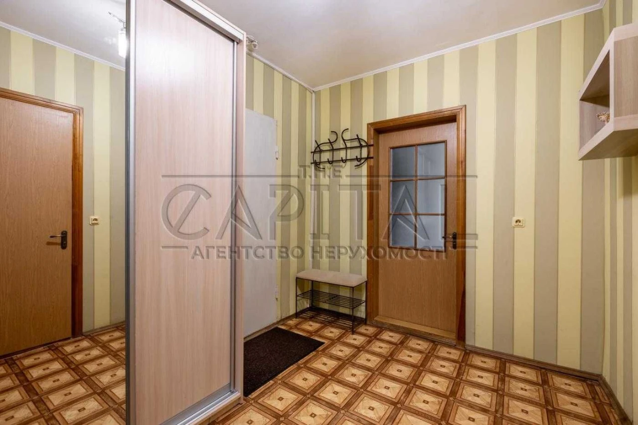 Sale / Apartment / Julia Zdanowska Street, Kyiv