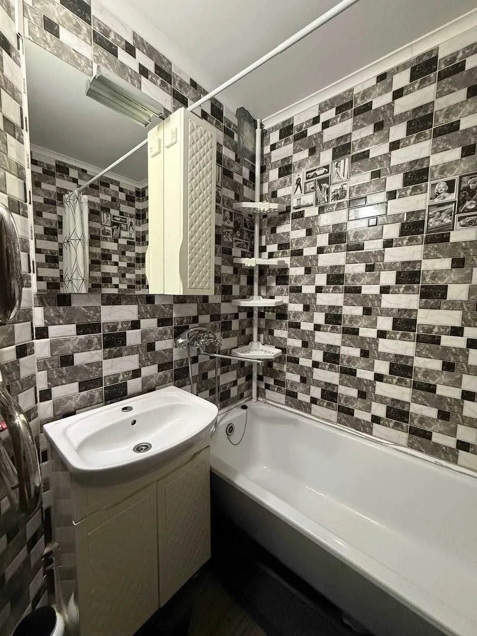 Sale of 1 room apartment 38 sq m on St. Knizh Zaton 17A, Darnit