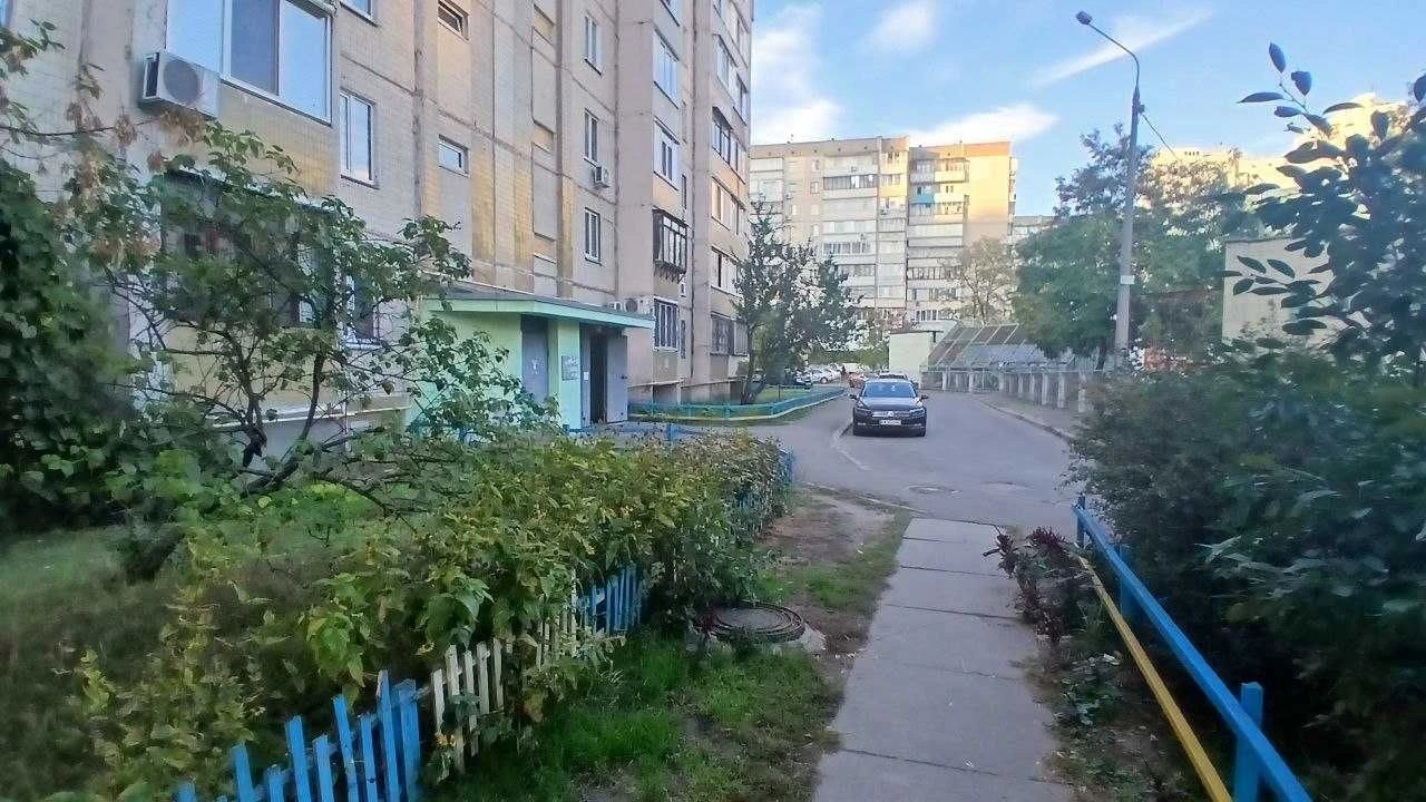 Sale of 1 room apartment 38 sq m on St. Knizh Zaton 17A, Darnit