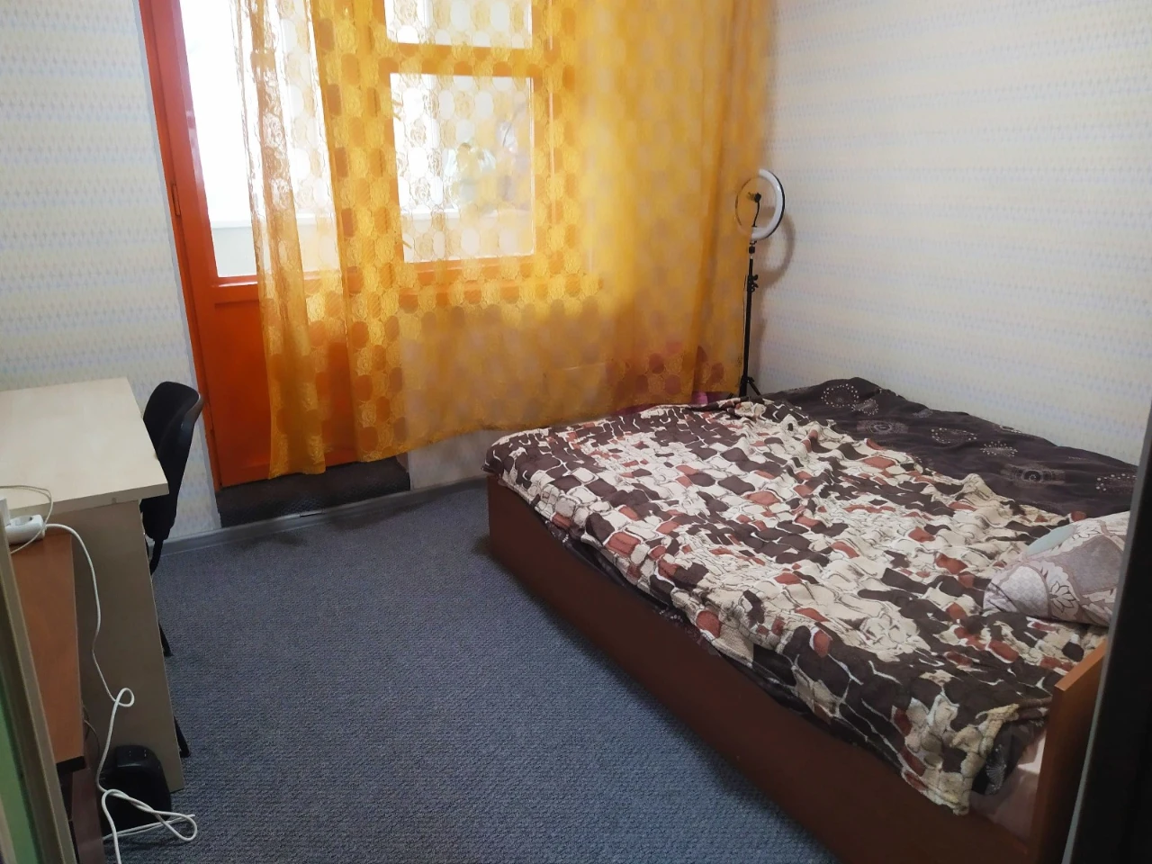 Продается трехкомнатная квартира, ул. Тетянинская 8/7