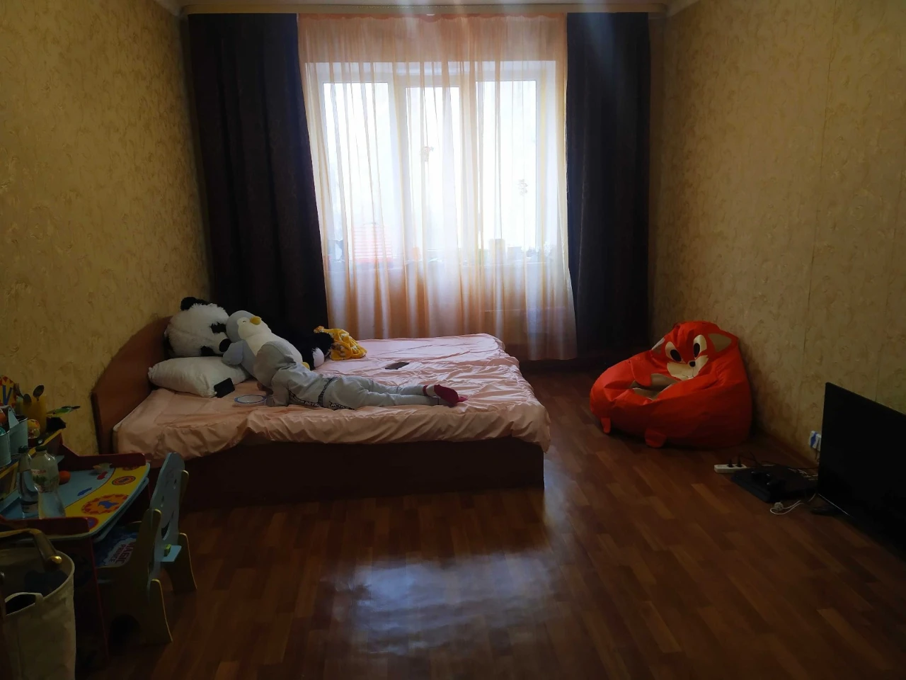 Продается трехкомнатная квартира, ул. Тетянинская 8/7