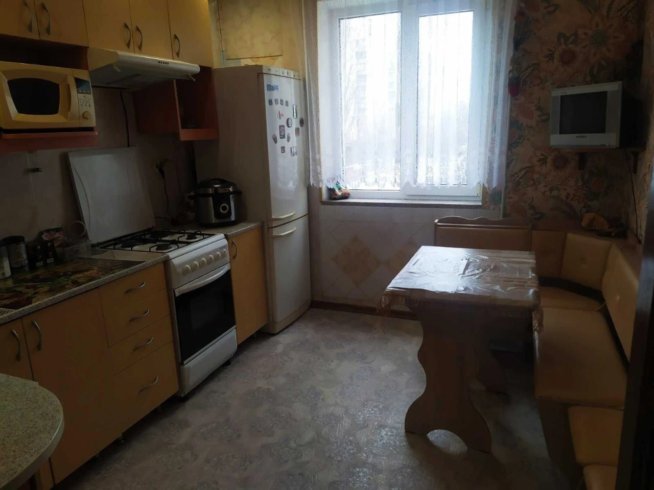 Продается трехкомнатная квартира, ул. Тетянинская 8/7