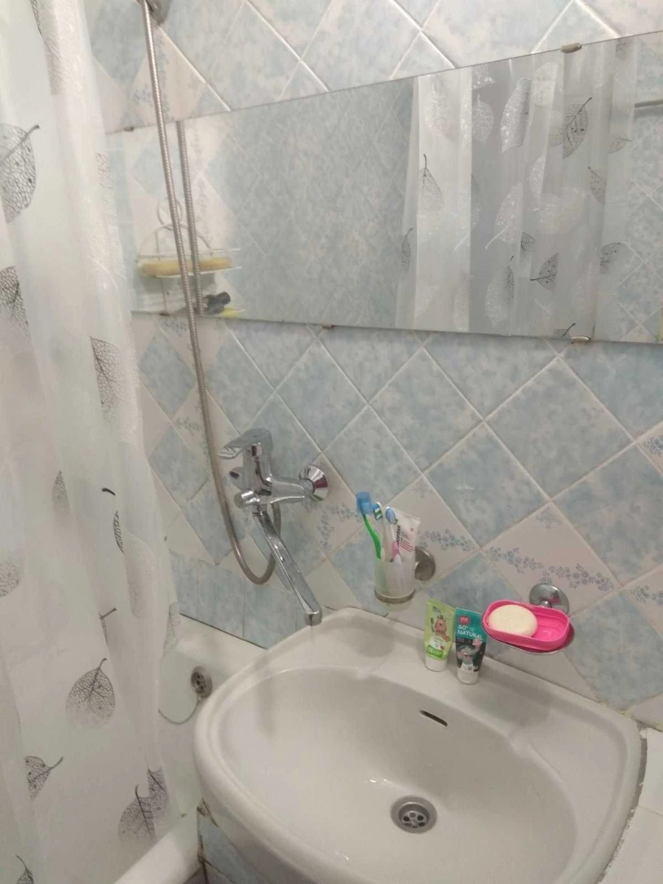 Продается трехкомнатная квартира, ул. Тетянинская 8/7