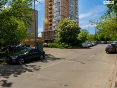 Продається квартира, Печерський
