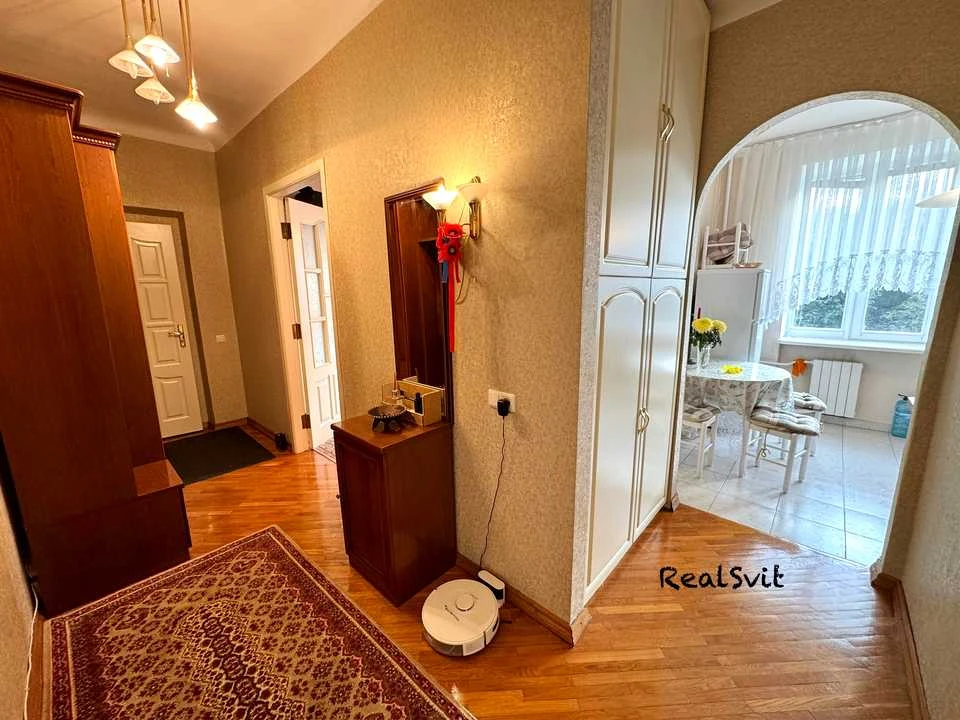 Apartment. Gareta Johns St.