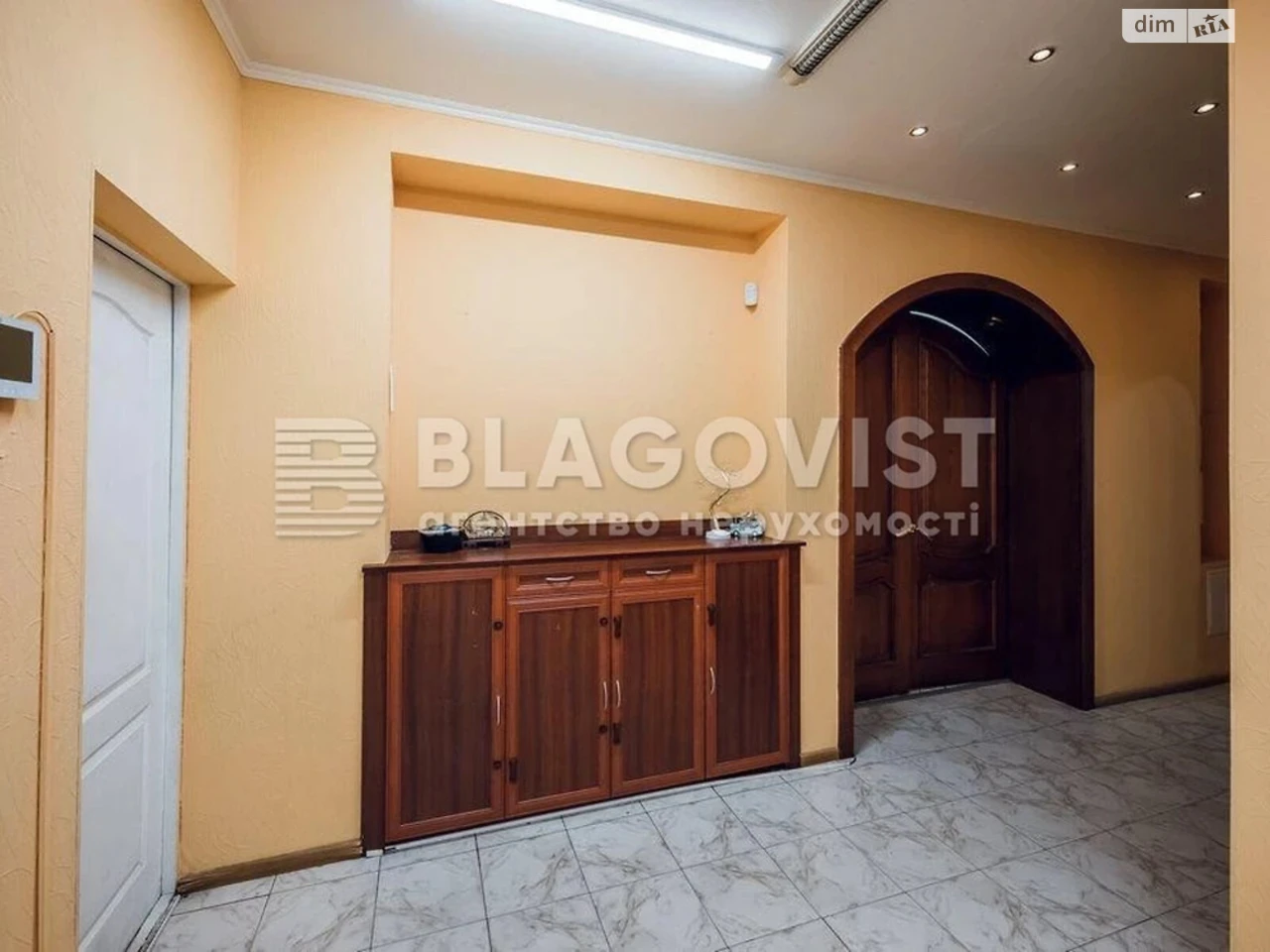 Long-Term Rental House, Oleksandrivs'ka Slobidka