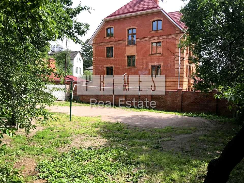 Ділянка. Київ