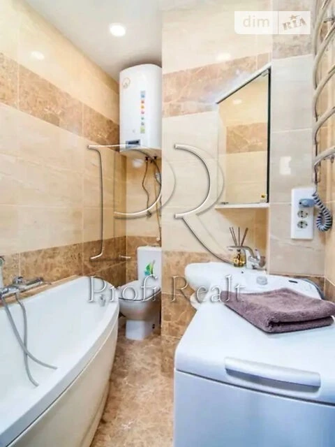 Продаж 2к квартири 60.3 кв. м на просп. Соборності 30 • ID 3