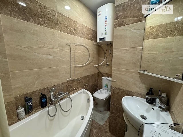 Продаж 2к квартири 60.3 кв. м на просп. Соборності 30 • ID 3