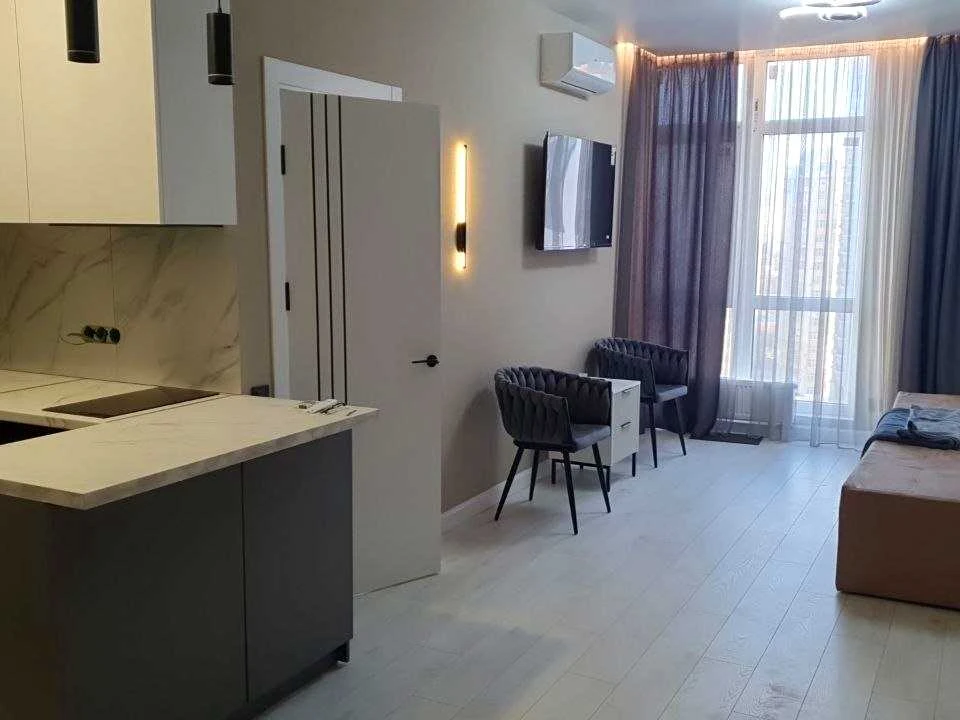 Apartment. Odessa, Красноva Street.